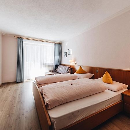 Hotel Ranuimuellerhof Funes  Buitenkant foto