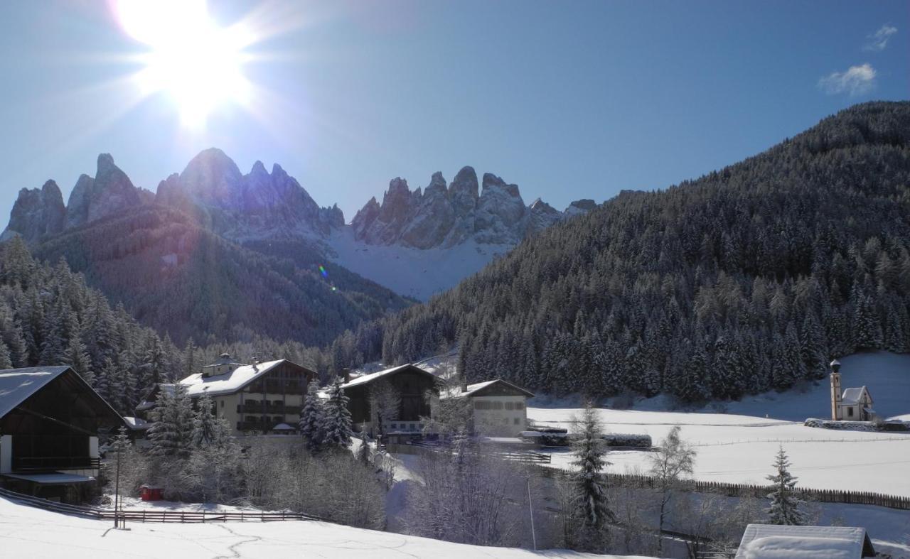 Hotel Ranuimuellerhof Funes  Buitenkant foto