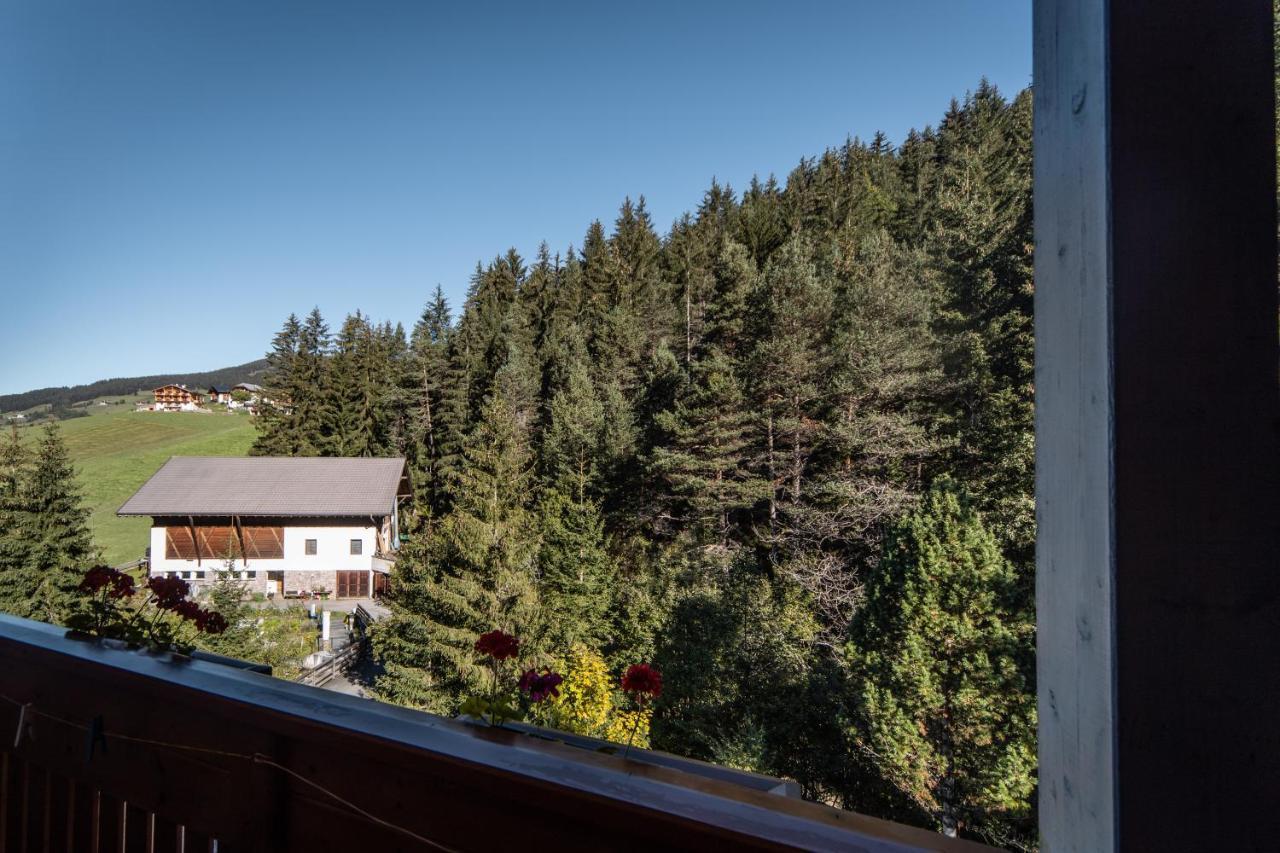 Hotel Ranuimuellerhof Funes  Buitenkant foto
