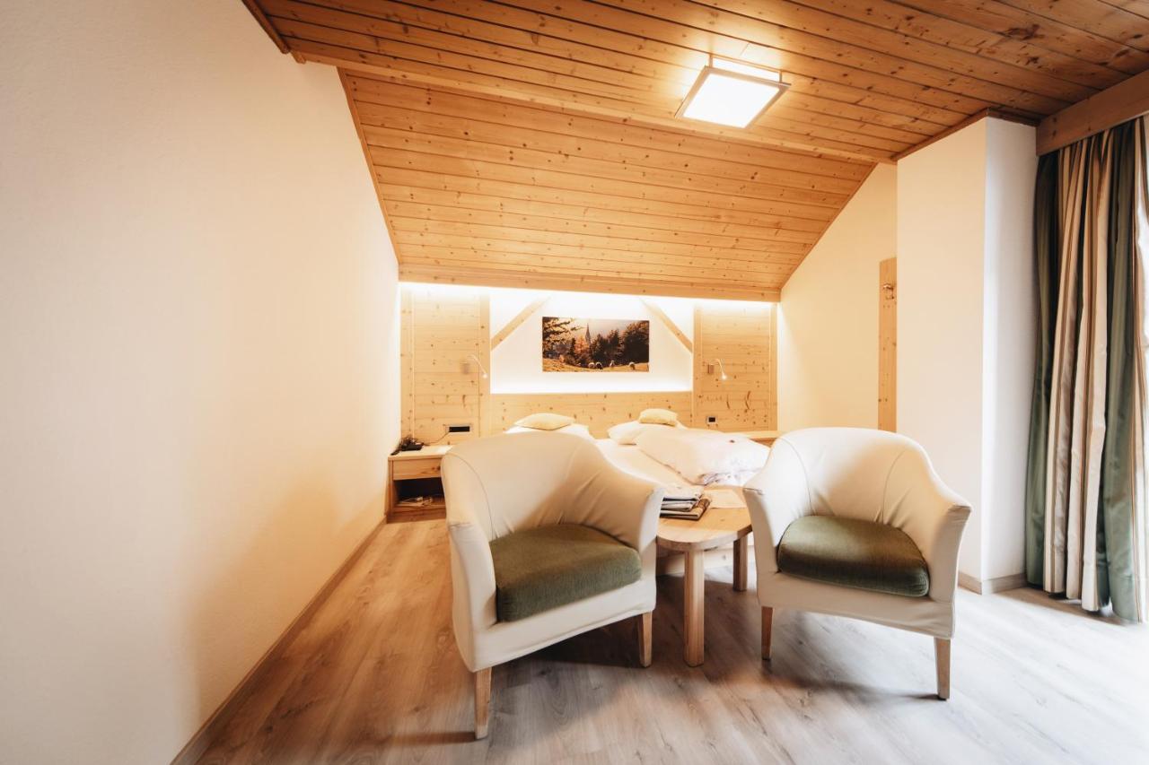 Hotel Ranuimuellerhof Funes  Buitenkant foto