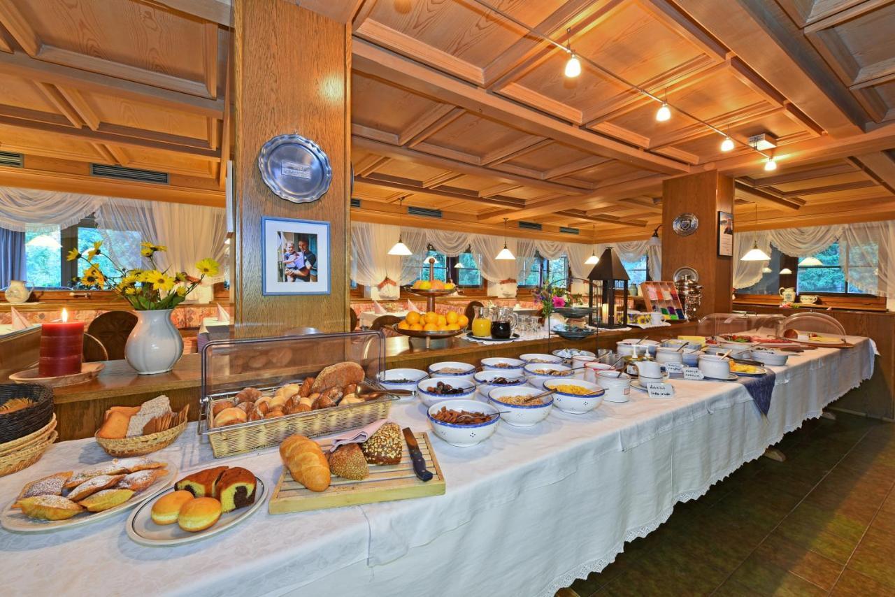 Hotel Ranuimuellerhof Funes  Buitenkant foto