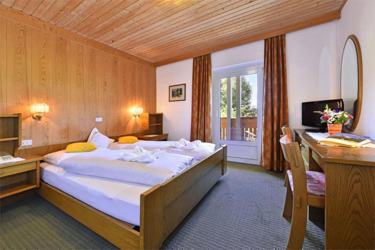 Hotel Ranuimuellerhof Funes  Buitenkant foto